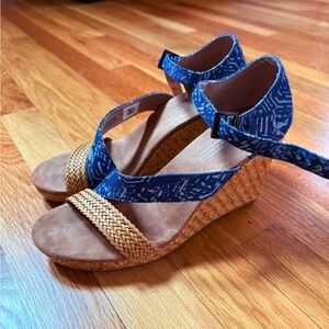 Tom's "Clarissa Blue Batik Textile with Wrapped Wedge"